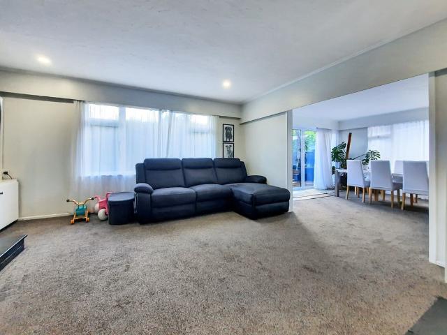 House for rent in Chaslands, Canterbury