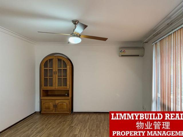 House for rent in Seville Grove, Armadale