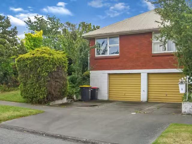 House for rent in Chaslands, Canterbury