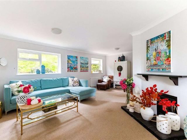 House for rent in Blackhills, Surrey
