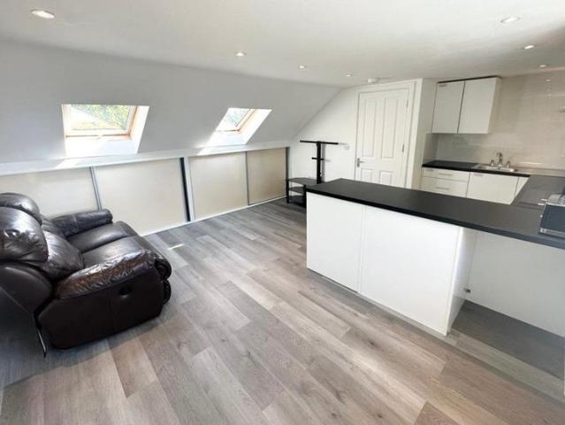 Apartment for rent in Edmonton, Greater London