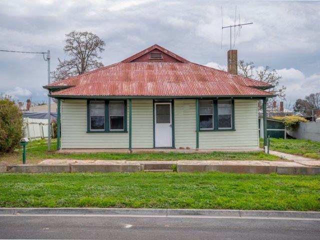House for rent in Alma, Victoria