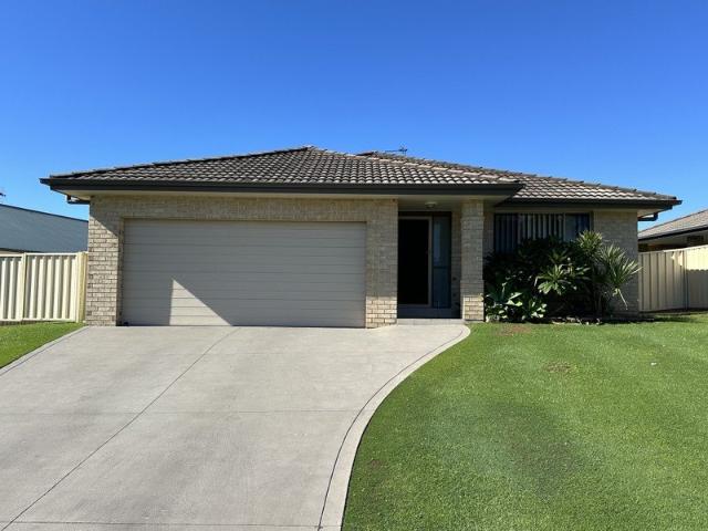 House for rent in Woongarrah, Central Coast Council