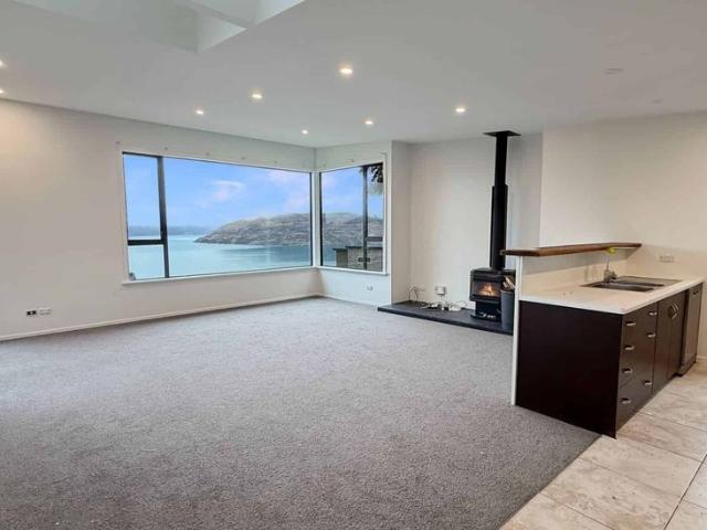 House for rent in Otakou