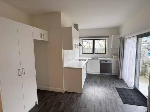 House for rent in Otakou