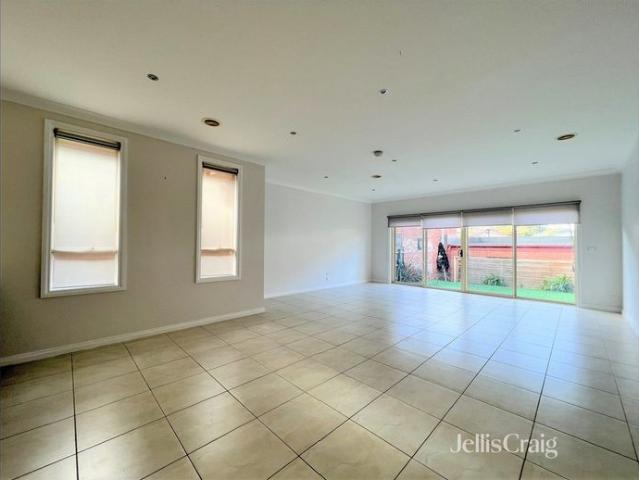 Townhouse for rent in Coburg, Melbourne