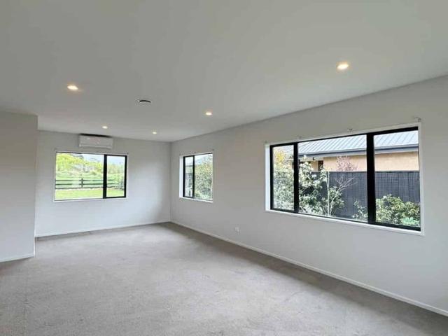 House for rent in Pegasus, Waimakariri District