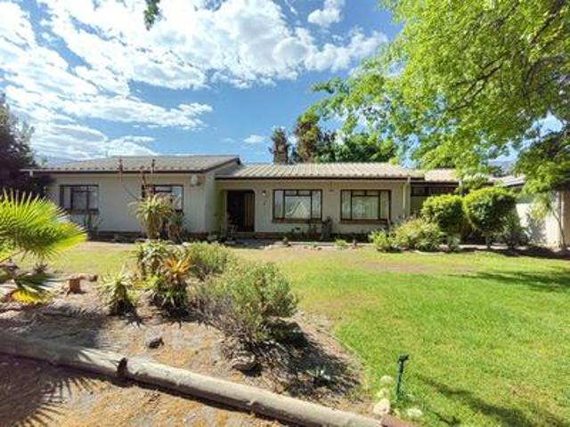 House for sale in Prince Alfred Hamlet, Western Cape