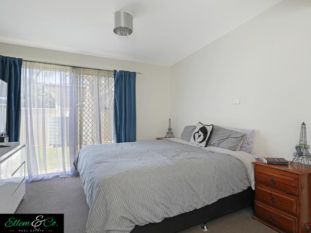 House for sale in Oak Flats Dc, New South Wales