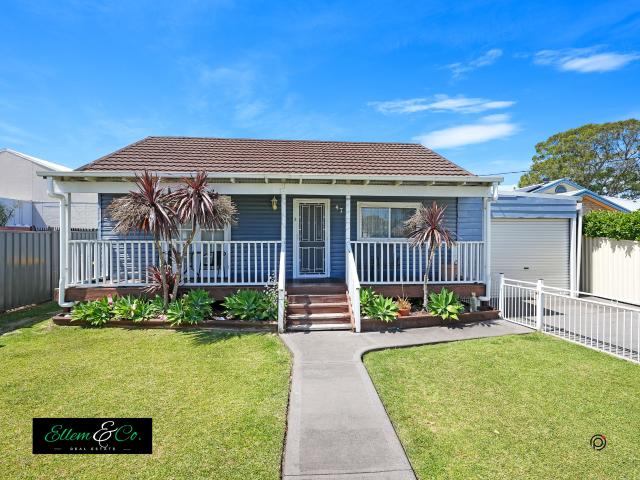 House for sale in Oak Flats Dc, New South Wales