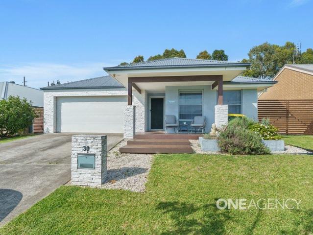 House for rent in Vincentia, Shoalhaven City Council