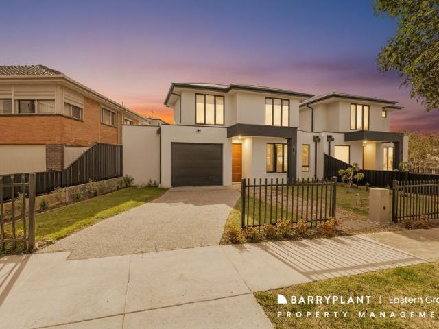 Townhouse for rent in Doncaster East, Melbourne