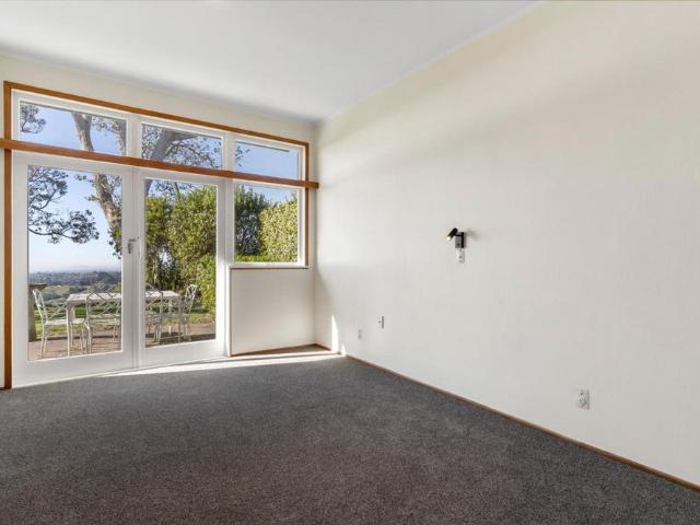 House for rent in Oratia