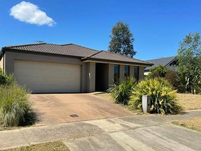 House for rent in Victoria