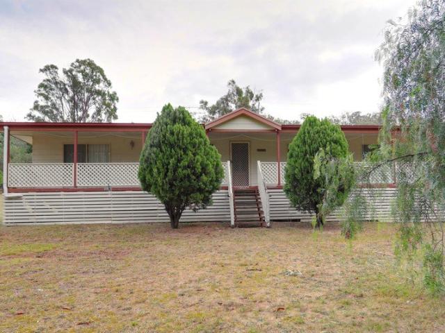 Cottage for sale in Nundle, New South Wales