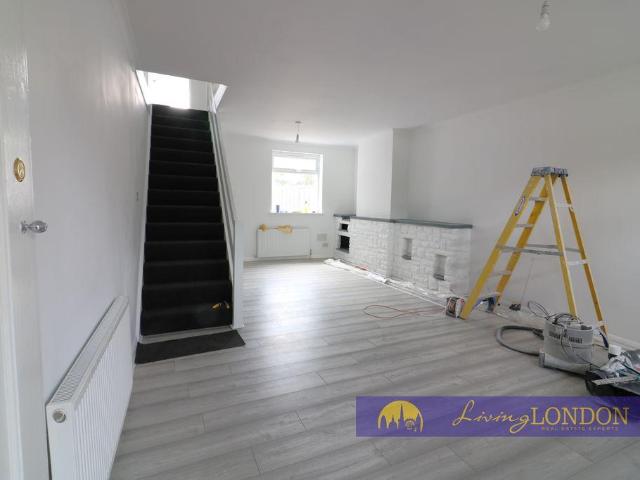 House for rent in Lower Edmonton, Greater London