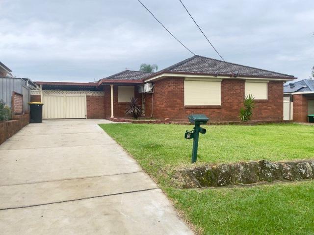 House for rent in Cambridge Park, Sydney