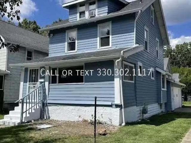 House for rent in Akron