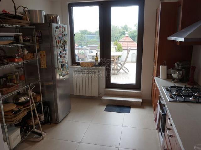 Casă închirieri în București