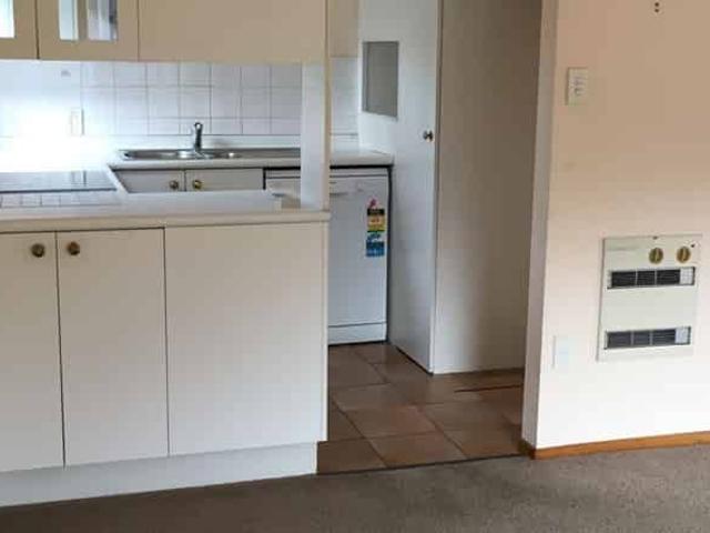 Townhouse for rent in Heathcote, Canterbury