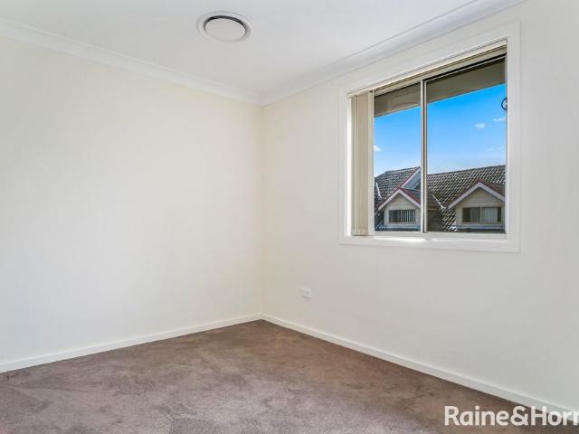 Townhouse for rent in Sydney, New South Wales