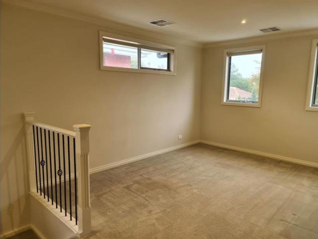 Townhouse for rent in Camerons Creek, Victoria