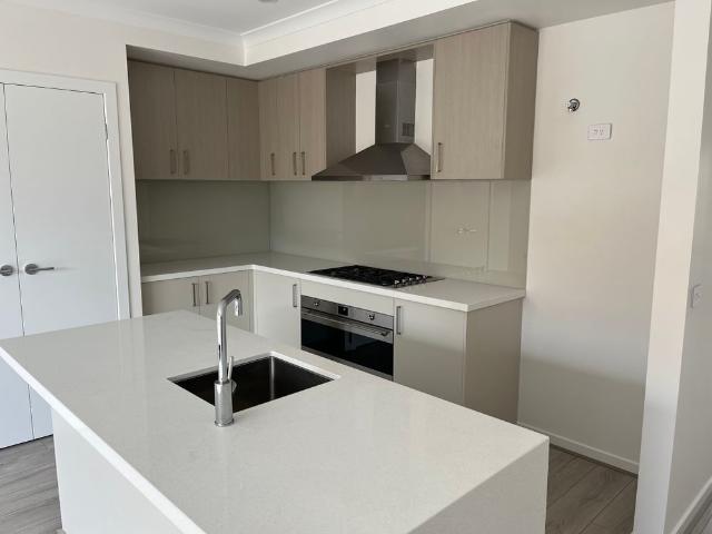 House for rent in Orchard, Melbourne