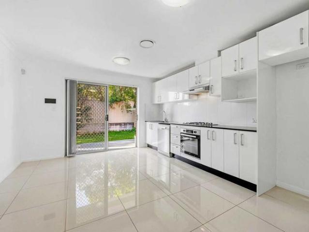 Townhouse for rent in Sydney, New South Wales