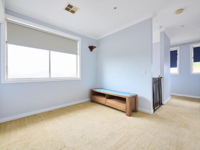 Townhouse for rent in Springvale, Melbourne