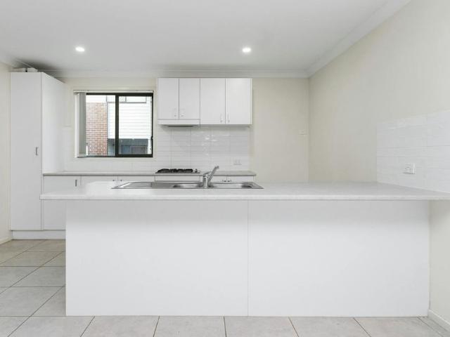 Townhouse for rent in Ambergate, New South Wales
