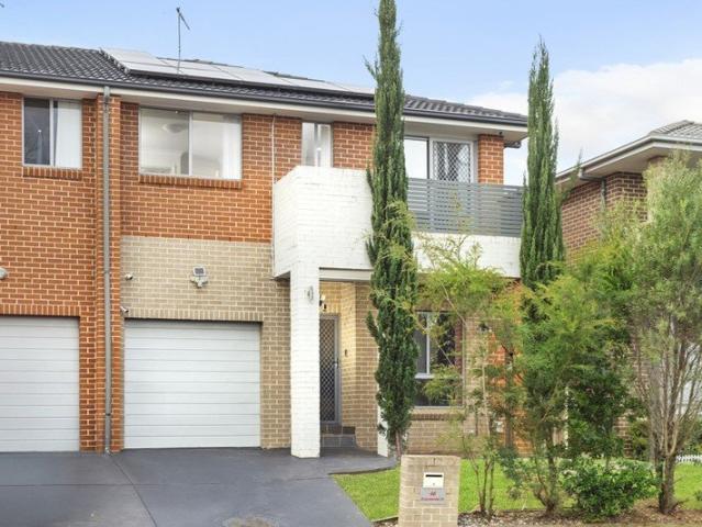 Townhouse for rent in Sydney, New South Wales