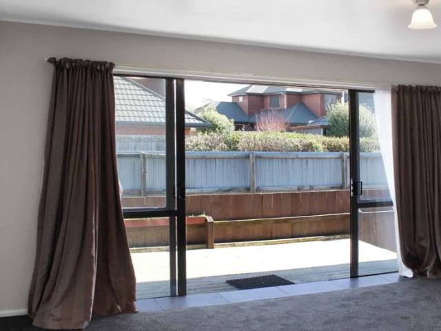 House for rent in Chaslands, Canterbury