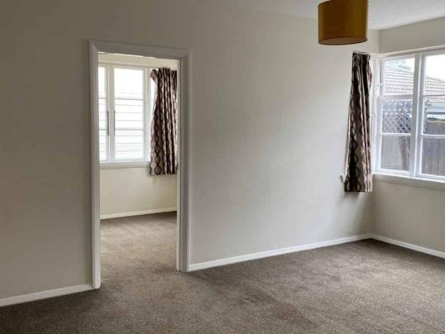 House for rent in Chaslands, Canterbury