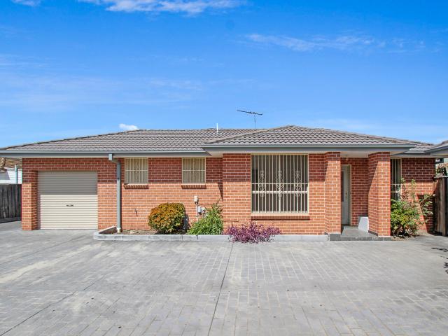House for rent in Fairfield Heights