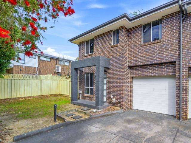 Townhouse for sale in St Marys, Sydney