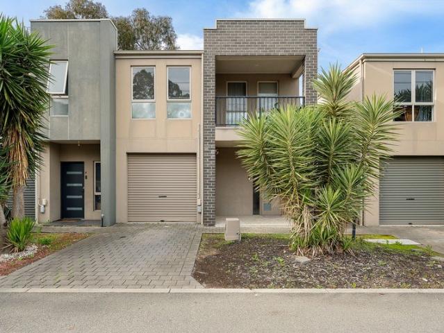 Townhouse for sale in Horseshoe Creek, South Australia