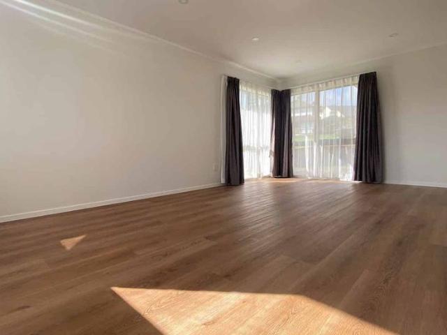 House for rent in Howick, Oroua County
