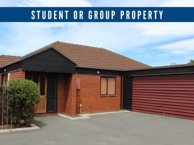 House for rent in Chaslands, Canterbury