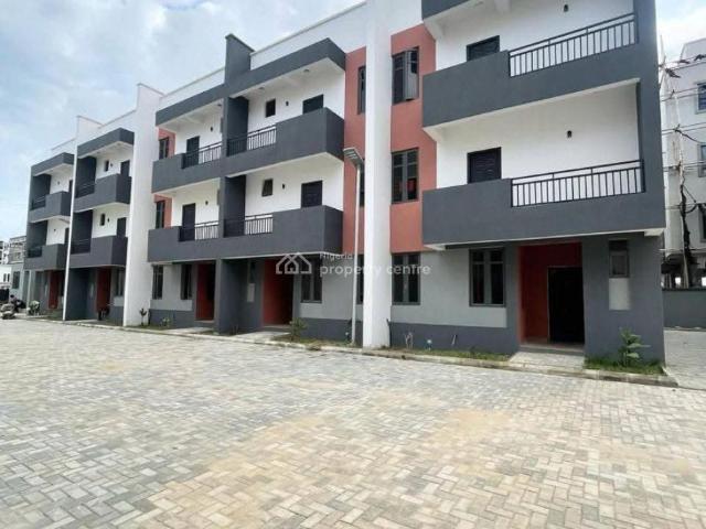 Detached house for sale in Eti Osa, Lagos