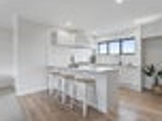 Townhouse for sale in Kinfields, Hamilton City