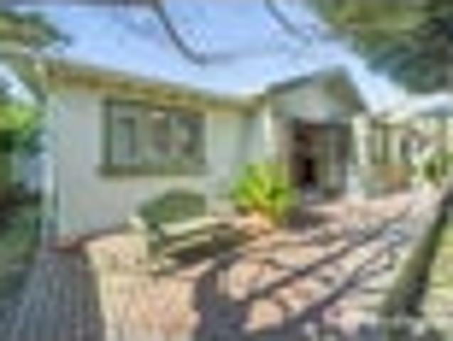 House for sale in Days Bay, Wellington