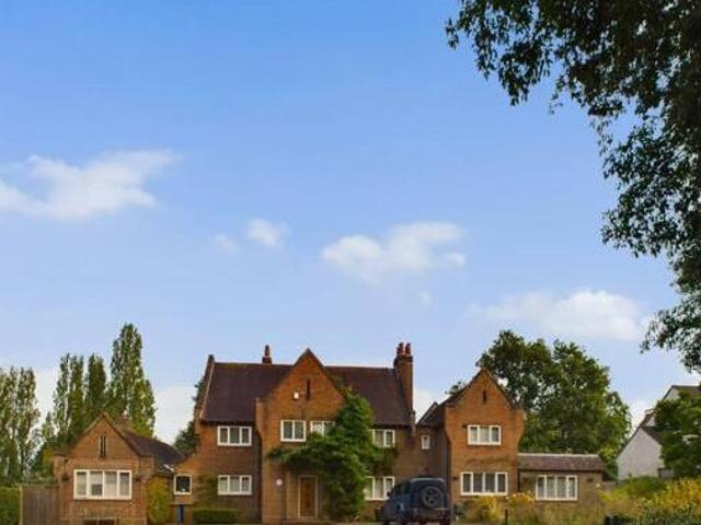 House for sale in East Midlands