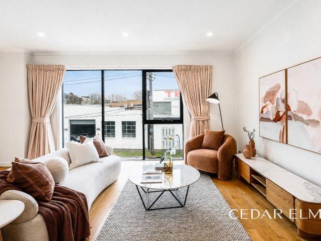Townhouse for sale in Camerons Creek, Victoria