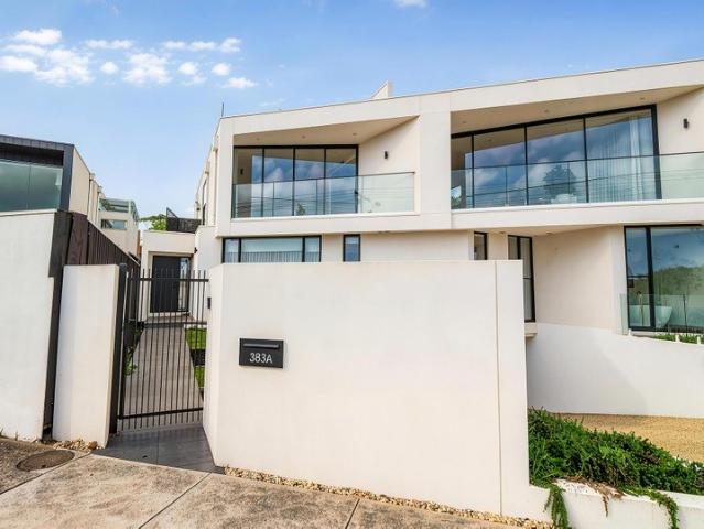Townhouse for rent in Black Rock, Melbourne