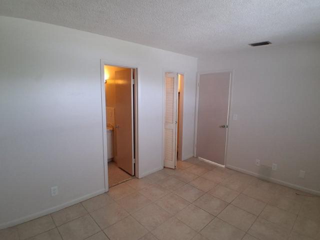 Room for rent in West Palm Beach, Florida