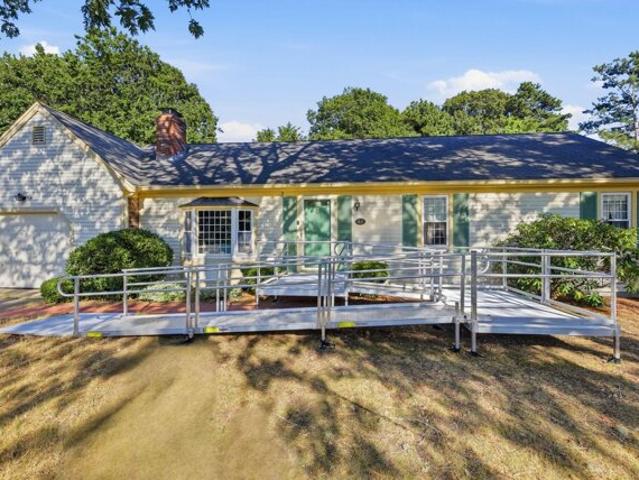 House for sale in South Yarmouth, Massachusetts