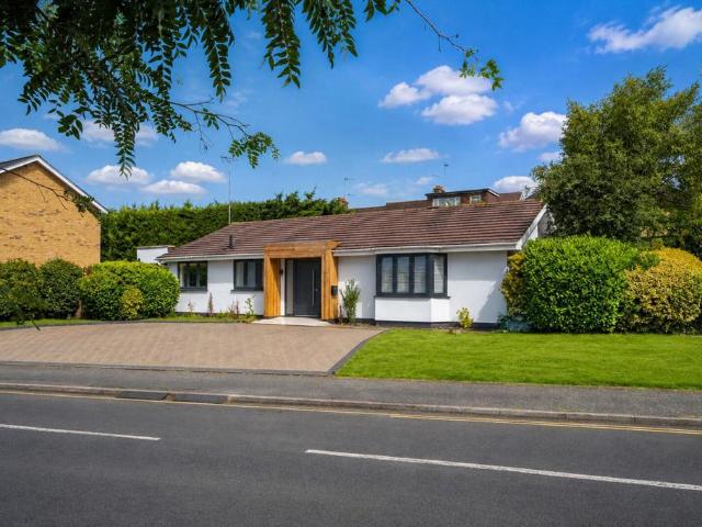 House for rent in Blackhills, Surrey