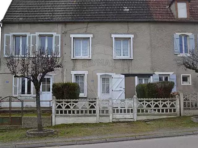 Maison vente à Château-Chinon (Ville), Fours