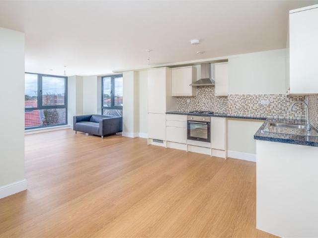 Apartment for rent in St Margarets, Greater London