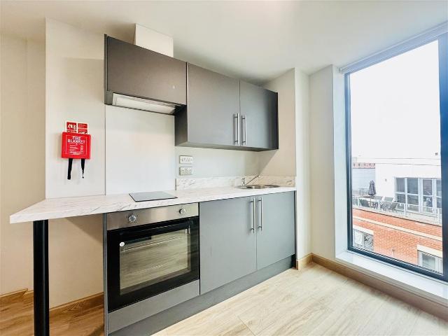 Studio for rent in St Ann's, Haddon